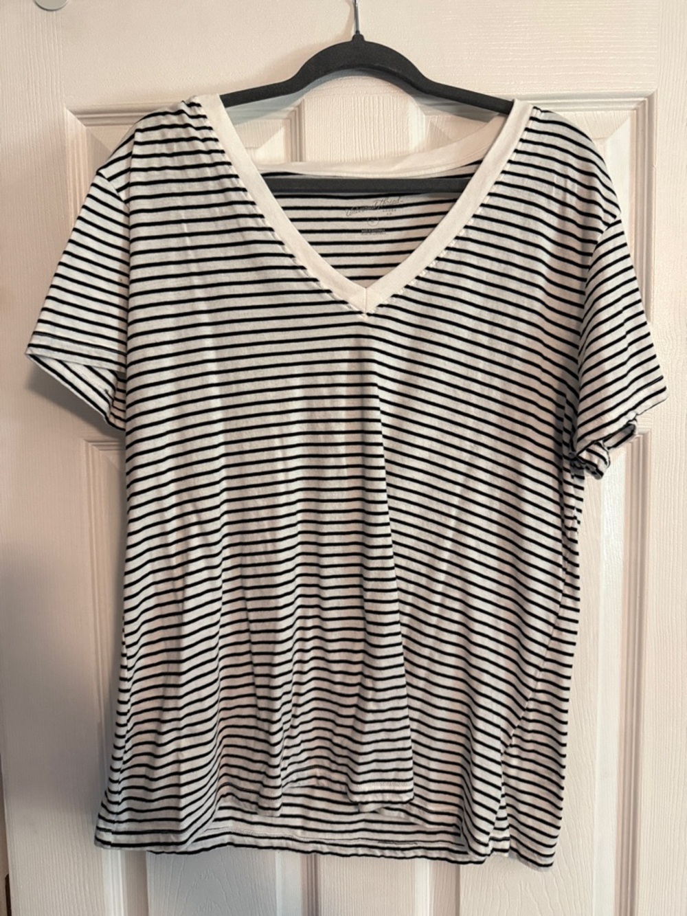 Stripped Universal Thread Tshirt